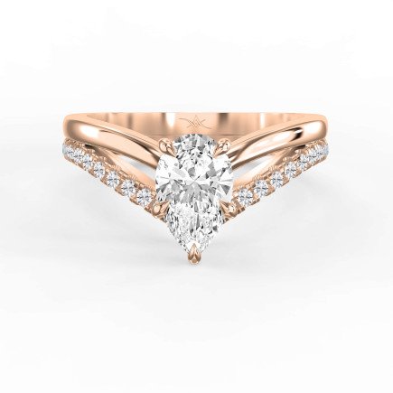 Master Stone Pear Shape Ring with Round Side Diamonds