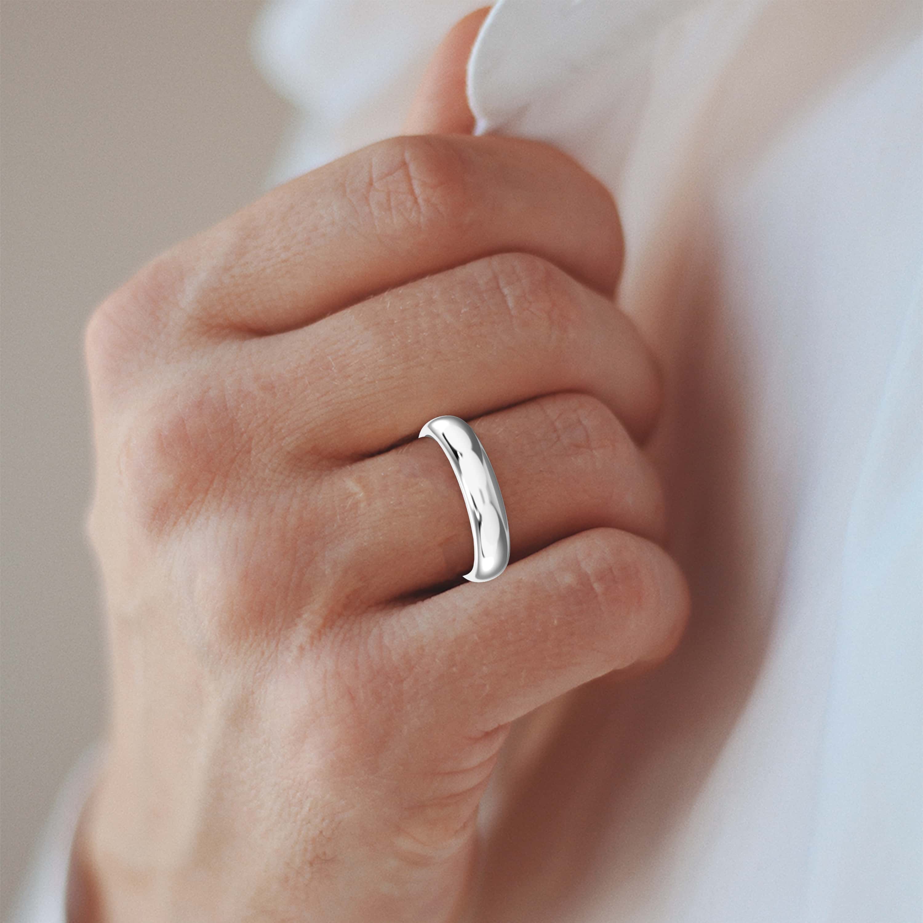 The Soulmate Classic Ring for Him – Gold Band for Men