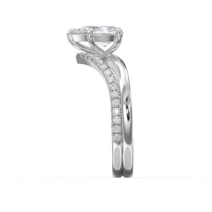 Master Stone Pear Shape Ring with Round Side Diamonds