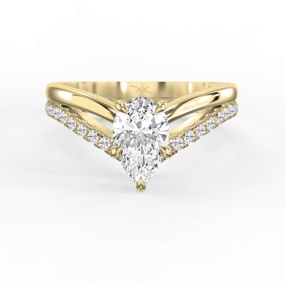 Master Stone Pear Shape Ring with Round Side Diamonds