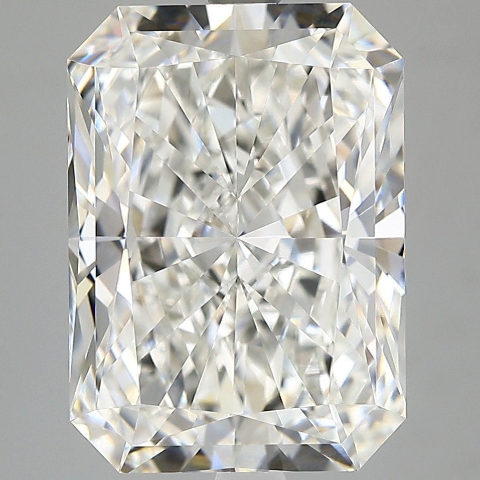 7.01 Carat Radiant Diamond