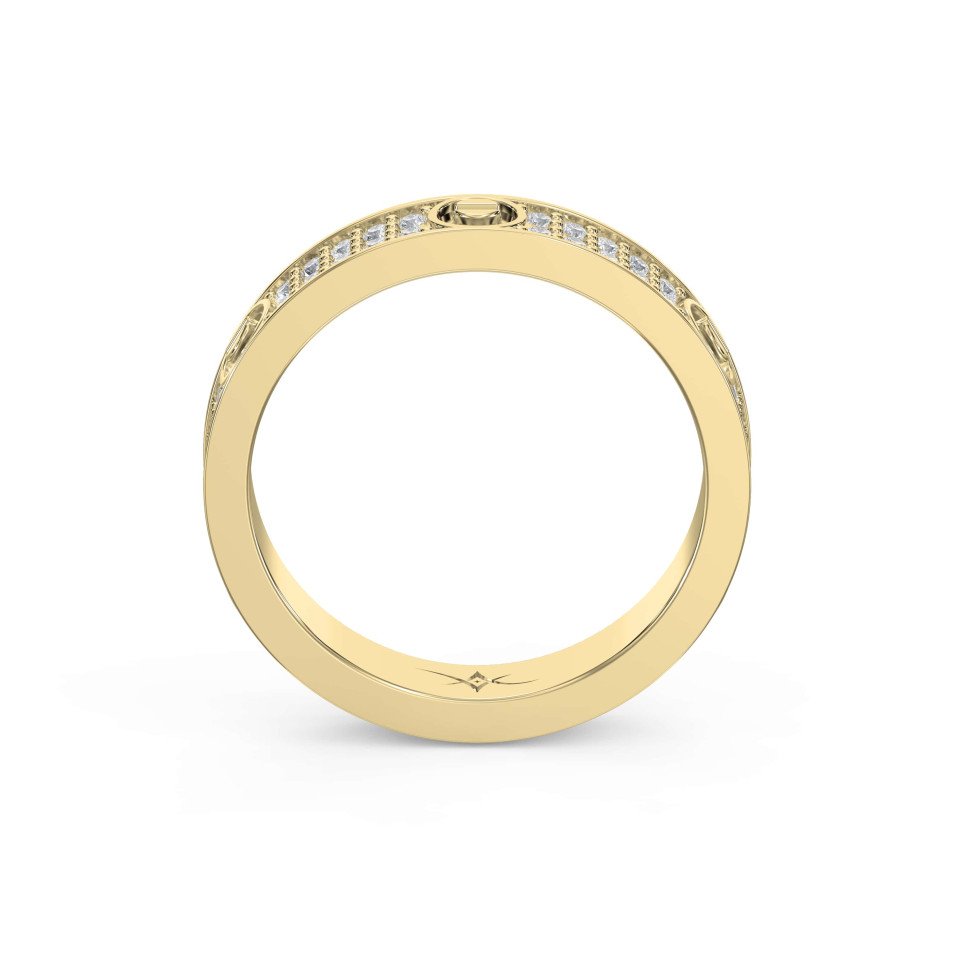 Elegant Gold Band with Round Cut Diamonds – Lab-Grown & Natural Brilliance