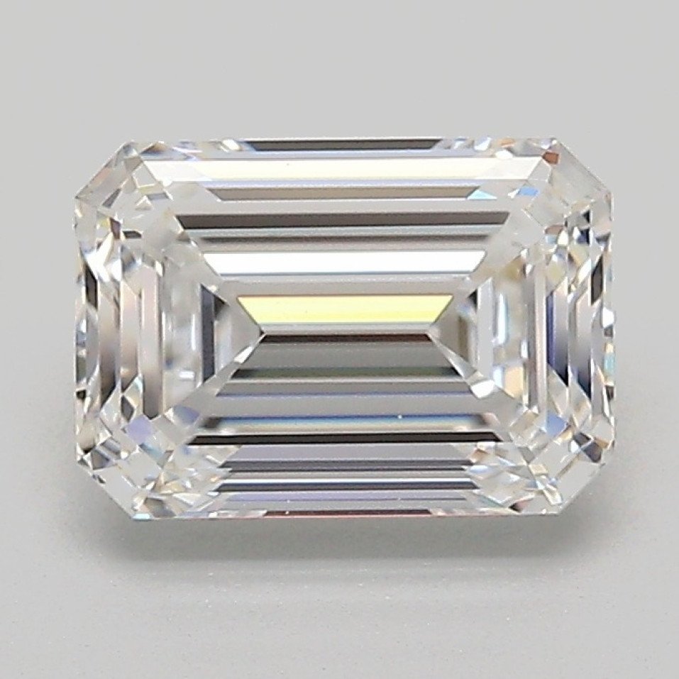 1.5 Carat Emerald Diamond