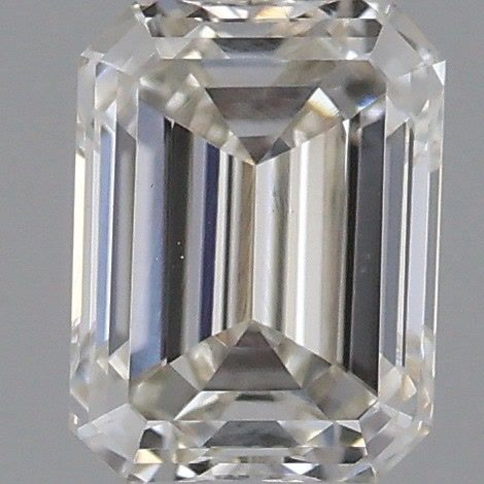 0.31 Carat Emerald Diamond