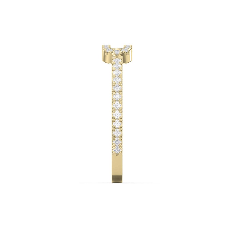 Elegant Gold Link Ring with Dancing Diamond – Lab-Grown & Natural Brilliance