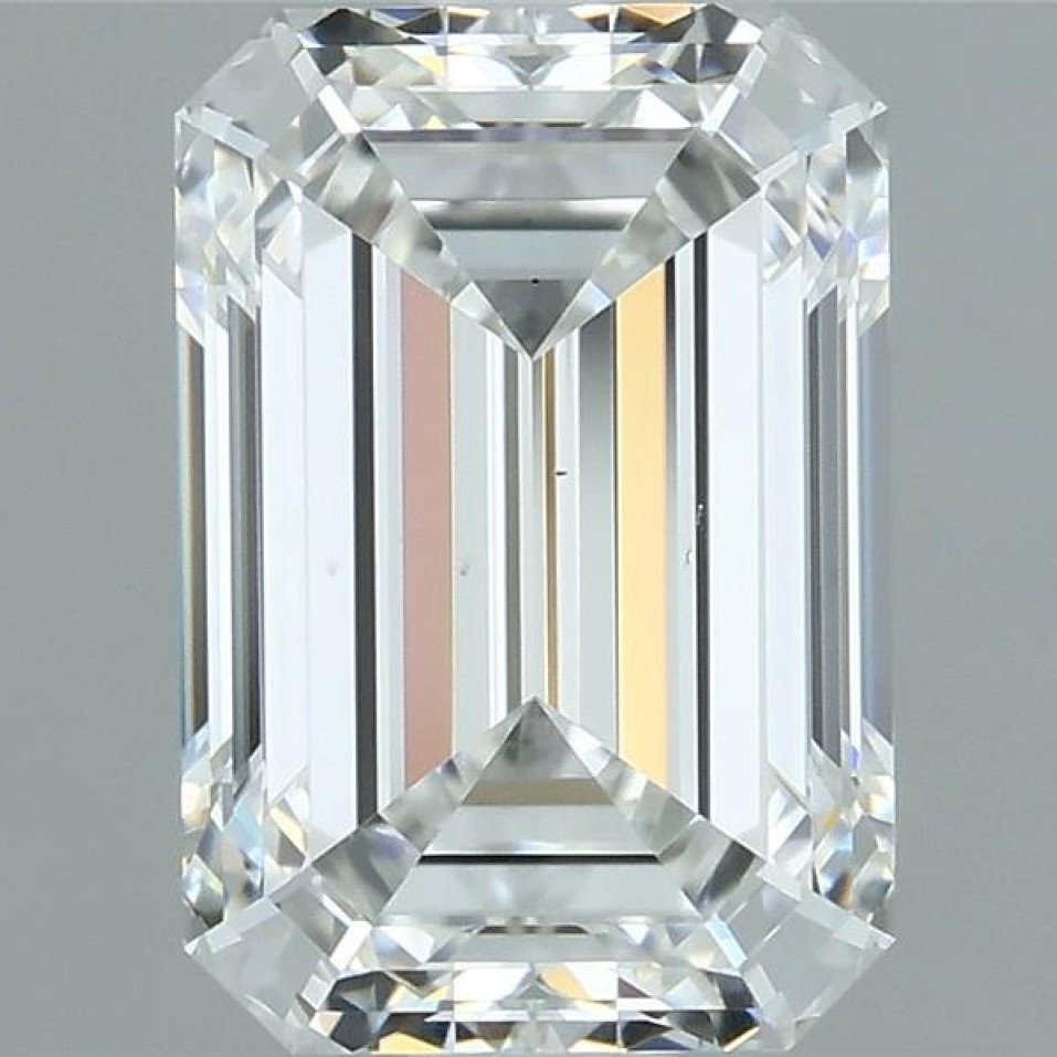 0.9 Carat Emerald Diamond