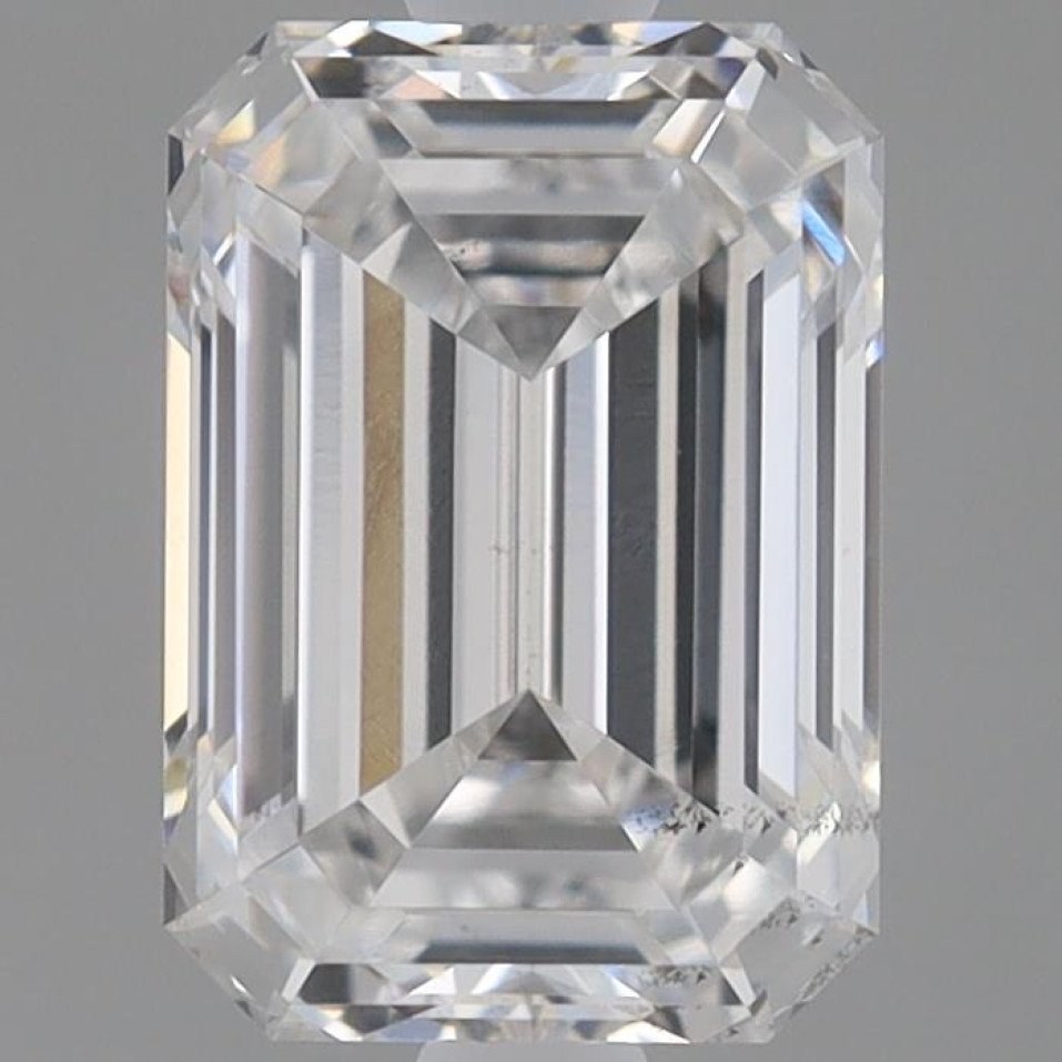 0.9 Carat Emerald Diamond