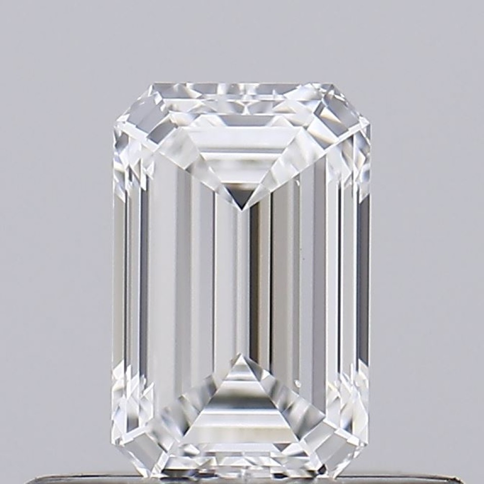 0.4 Carat Emerald Diamond