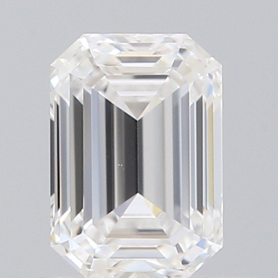 0.7 Carat Emerald Diamond