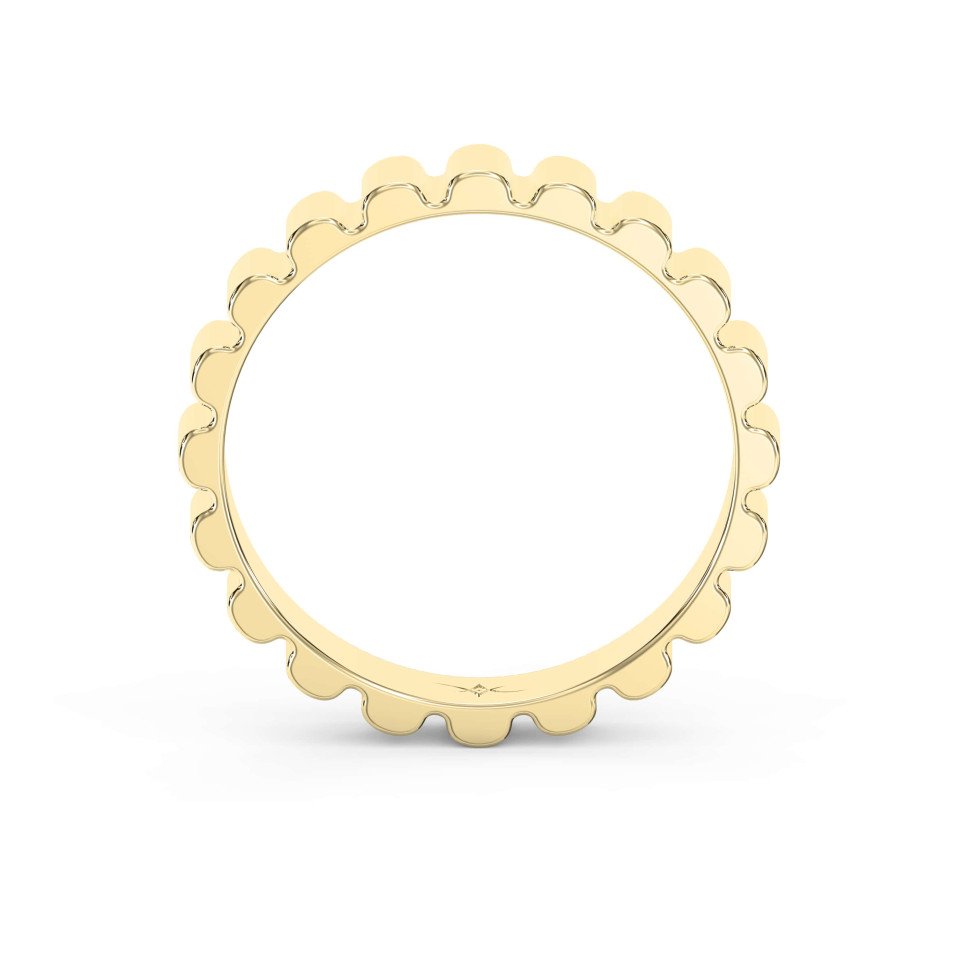 Fluted Wedding Band for Him – Solid Gold for Men