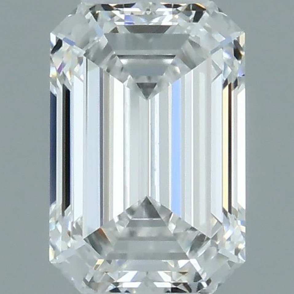 0.3 Carat Emerald Diamond