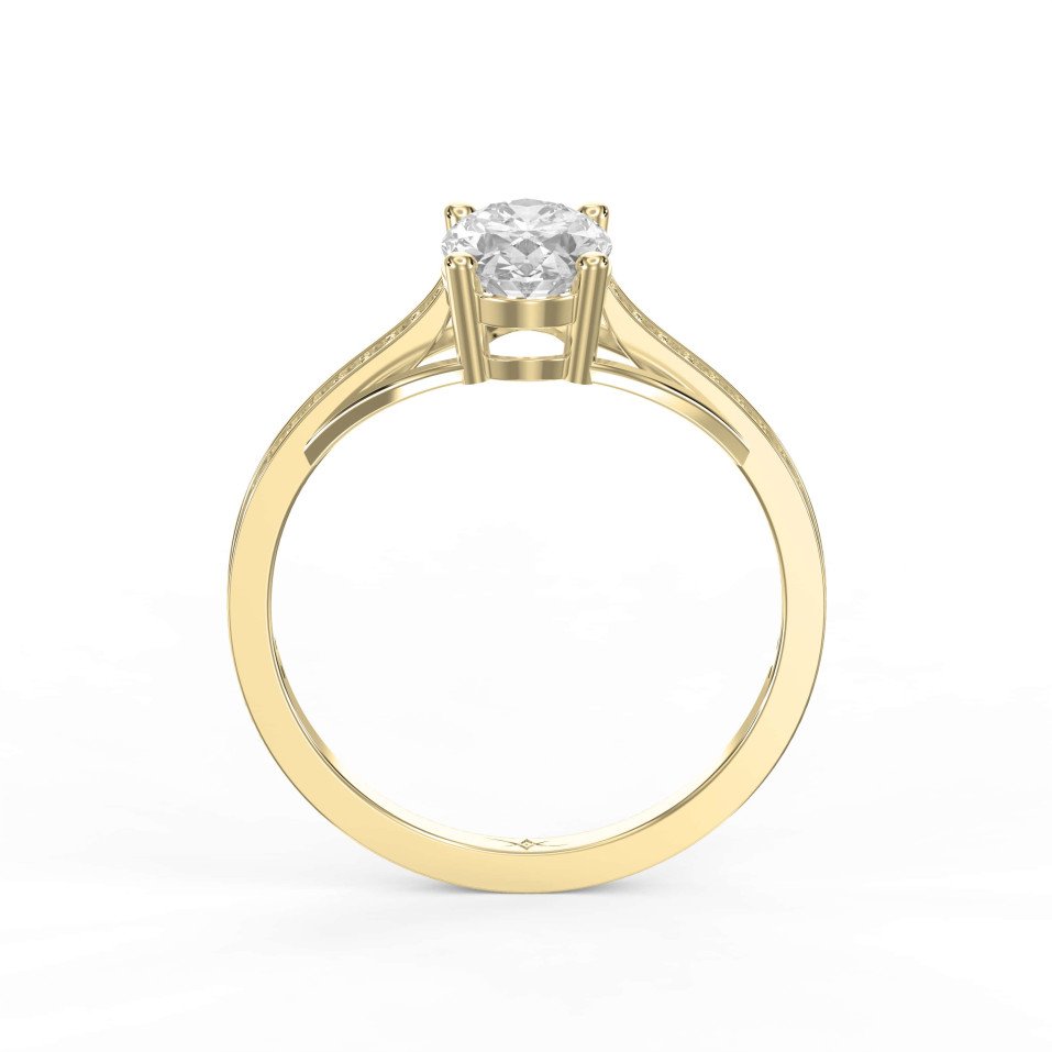 4-Prong Crossover Diamond Ring Elegance in Motion – A Twist on Timeless