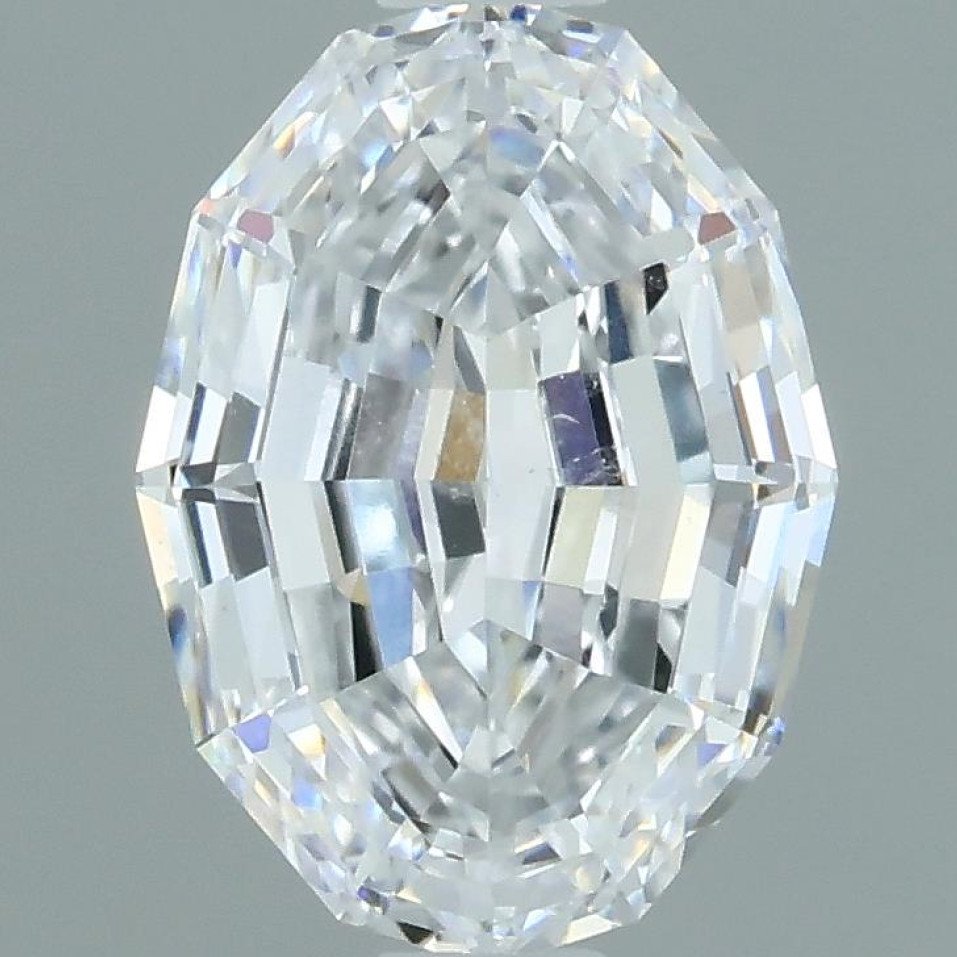 0.7 Carat Step oval Diamond
