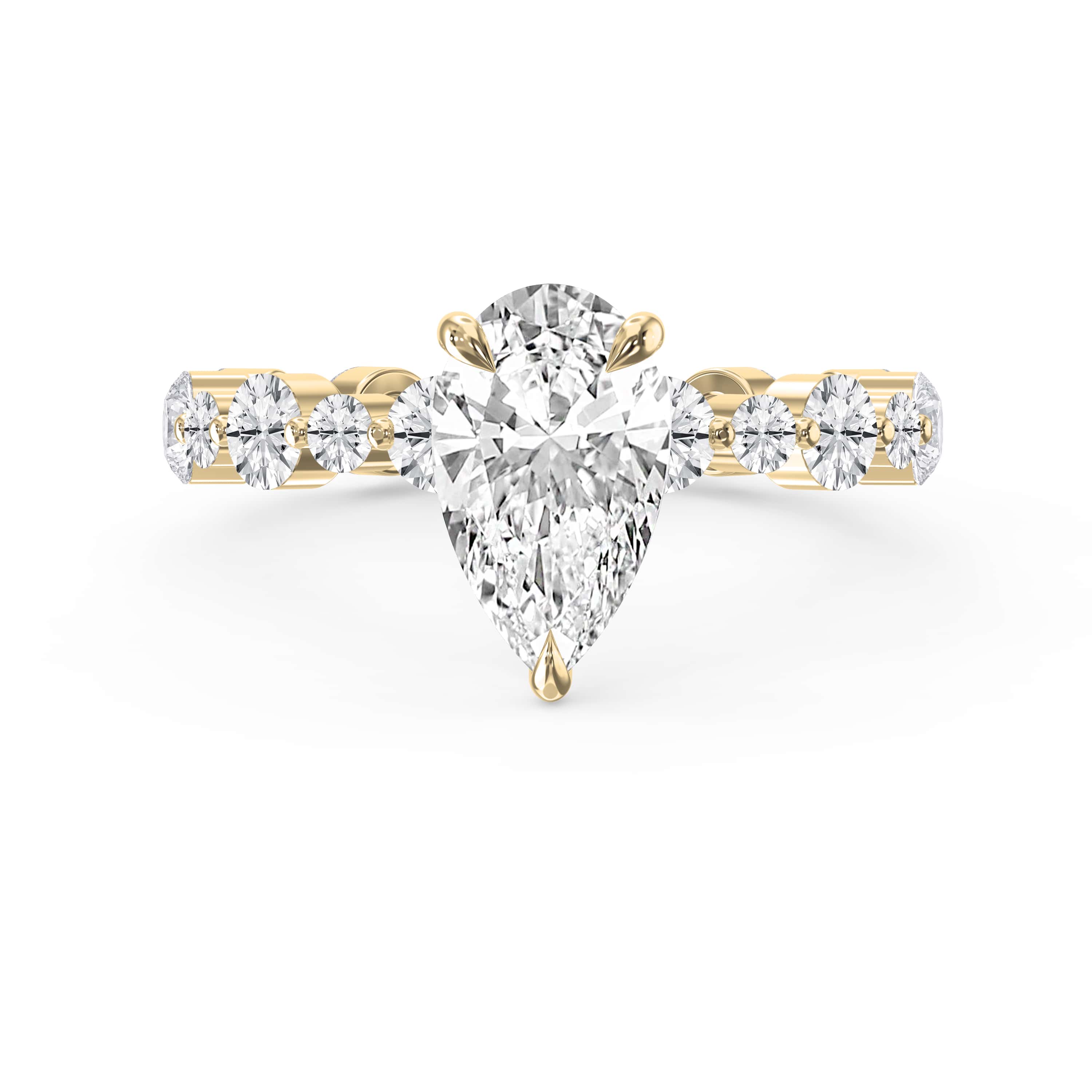 3-Rong Pear-Shaped Brilliant Cut Diamond Ring with Side Stones