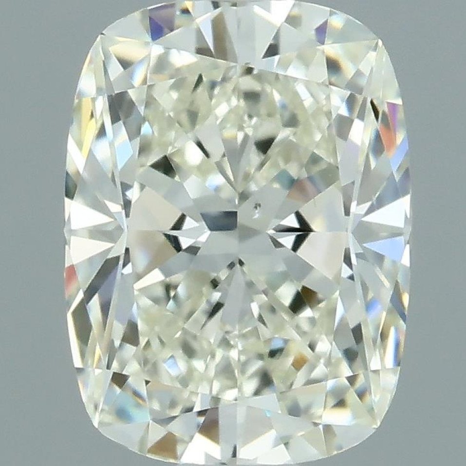 0.71 Carat L.cushion Diamond