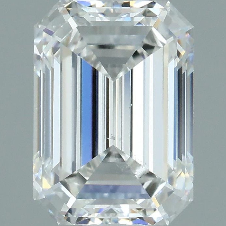 0.7 Carat Emerald Diamond